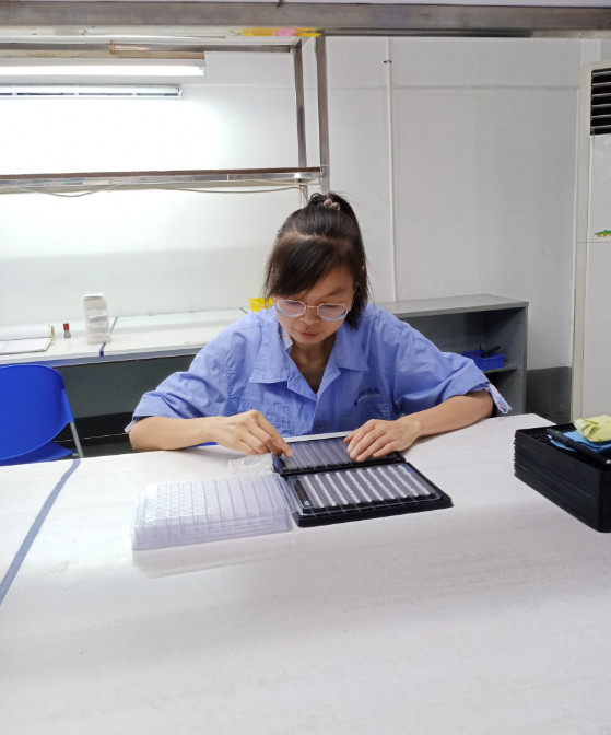 勤懇敬業(yè)、甘于奉獻(xiàn)---記晨信公司制造一部非標(biāo)班班長汪玲同志
